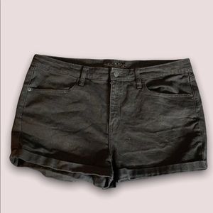 Wild Fable Black Denim High Waisted Shorts SZ 18